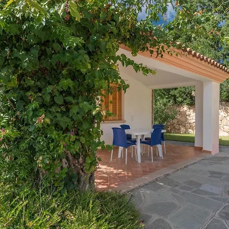 Bouganvillage 3* Tanaunella
