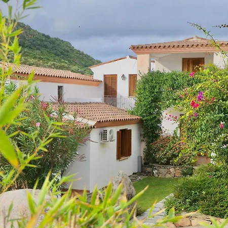 Bouganvillage 3* Tanaunella