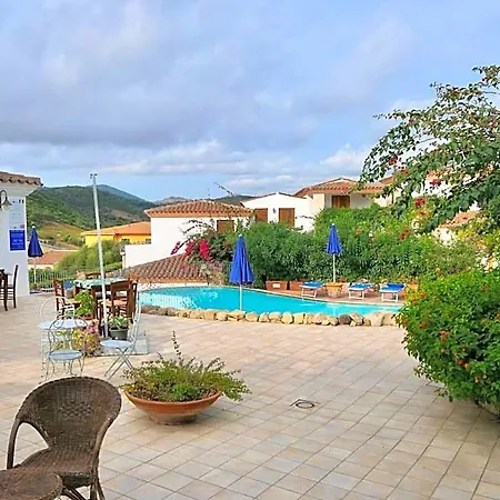 Aparthotel Bouganvillage 3*